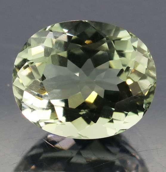 Brilliant 5.77ct natural platinum green Amethyst