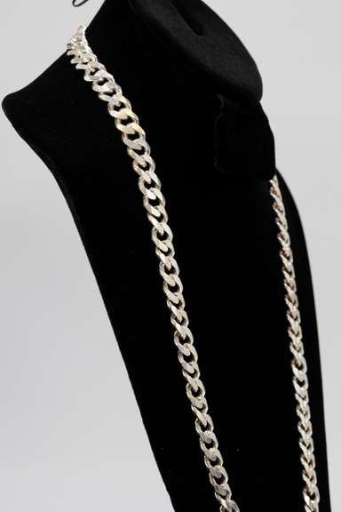 .925 Italian Sterling Silver 12.3mm Curb Link Chain Necklace 30 Inches