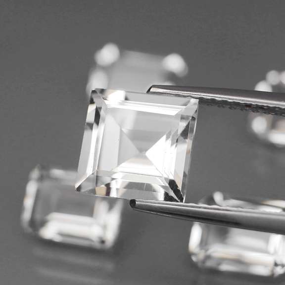 Superb 11.07ct diamond white Topaz set