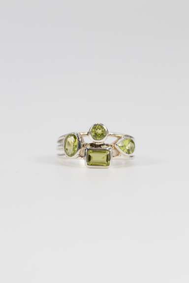 .925 Sterling Silver Ring Peridot Gemstone Ring Size 7.75