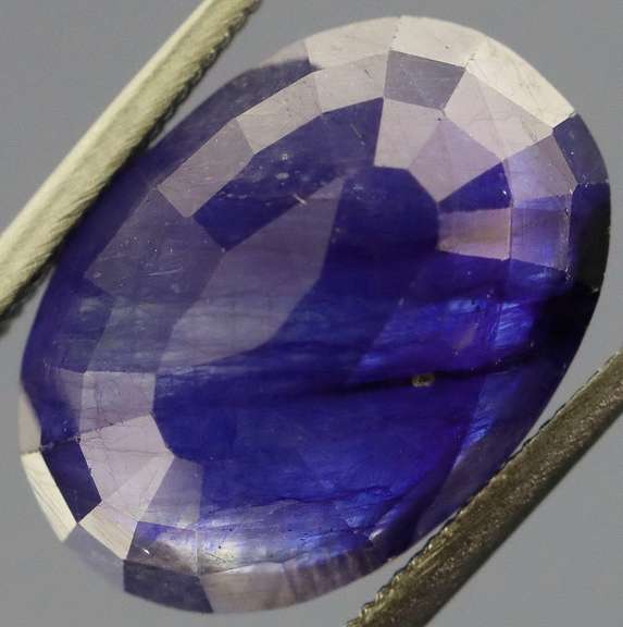 10.17ct Royal blue Sapphire from Madagascar