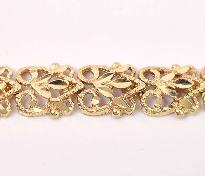 Ornate Fancy Link Braceelet in Yellow Gold