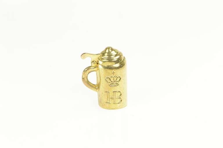 10K Yellow Gold 3D German Beer Stein HB Hofbrauhaus Charm/Pendant