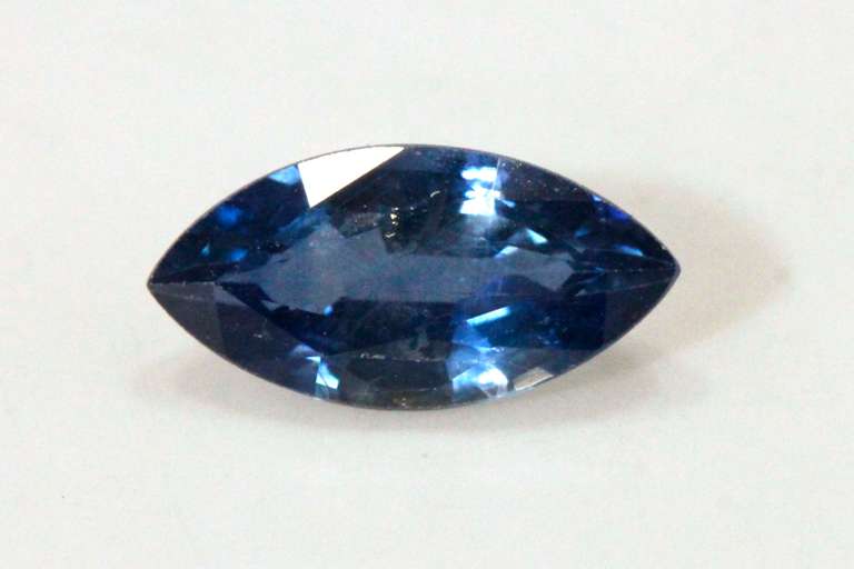 Elegant Natural Sapphire