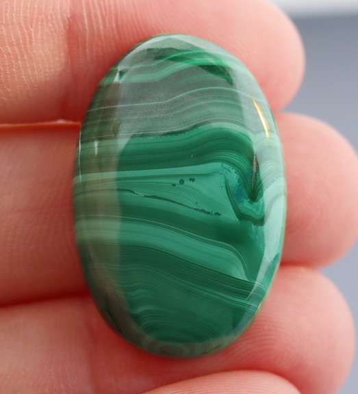 Stunning 41.50ct banded Malachite cabochon