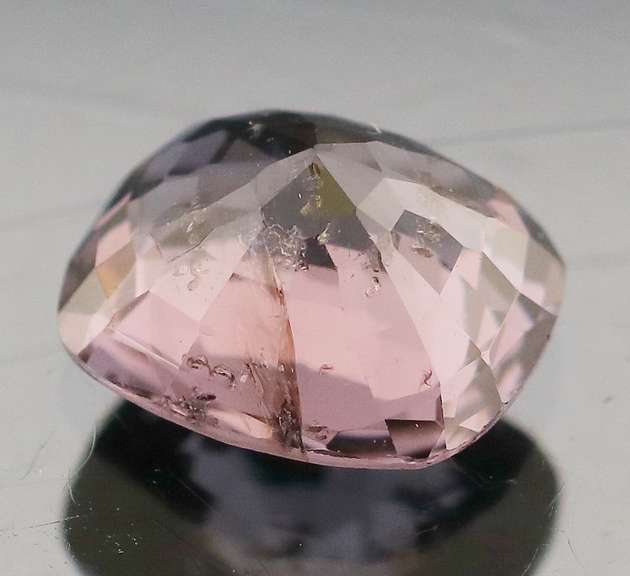 Lovely 1.58ct untreated pinkish violet Spinel