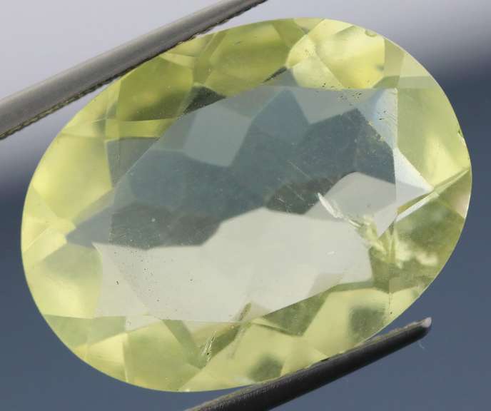 Large brilliant 15.93ct oval cut Citrine