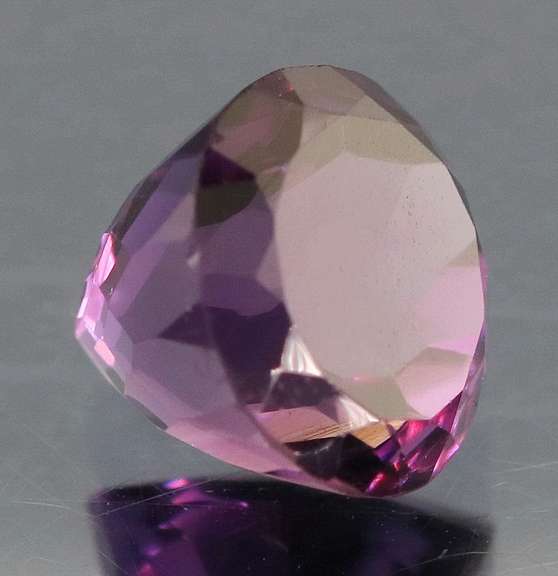 Beautiful 3ct rich violet pink Amethyst