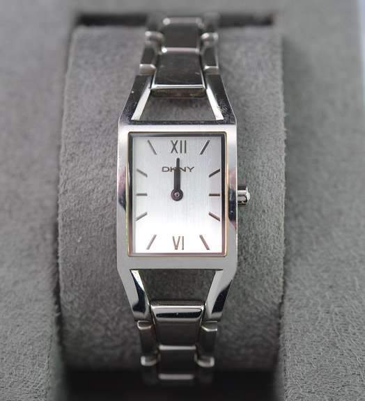 DKNY Silver Dial Ladies Watch, Pre-Owned.