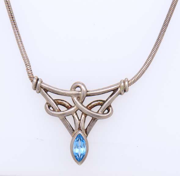 Vintage 925 Sterling Silver Blue Cubic Zirconia Pendant Necklace