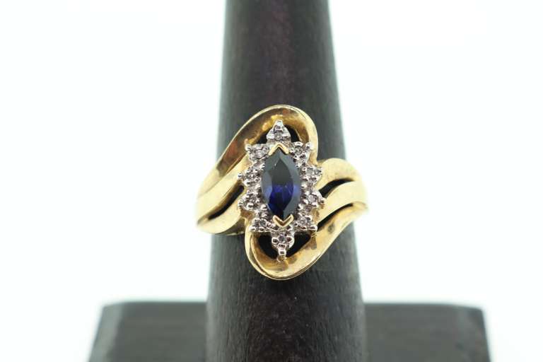 10KT SOLID YELLOW GOLD, BLUE SAPPHIRE, & DIAMOND COCKTAIL RING
