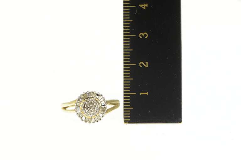 10K Yellow Gold 0.30 Ctw Diamond Round Cluster Statement Ring