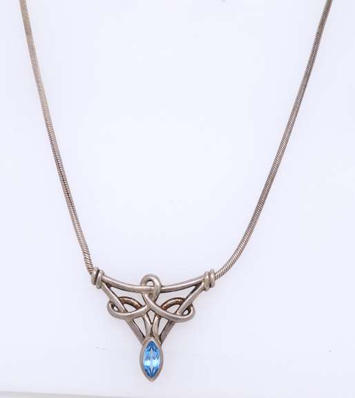 Vintage 925 Sterling Silver Blue Cubic Zirconia Pendant Necklace