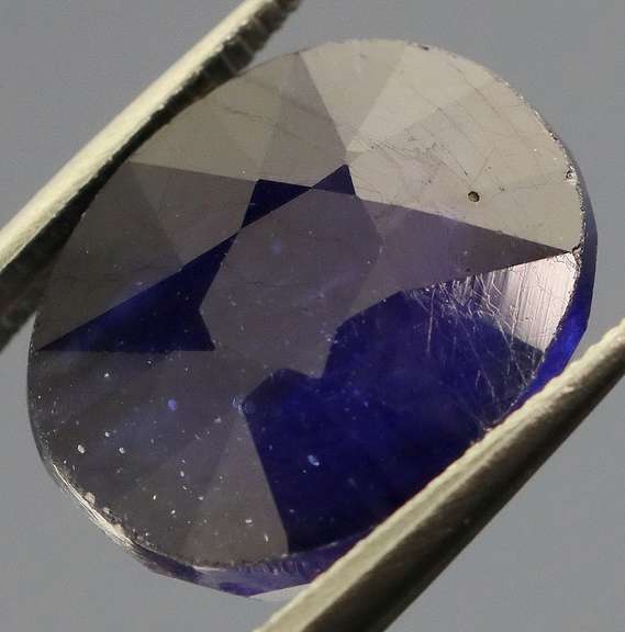 Stunning 8.56ct ink blue Sapphire from Madagascar