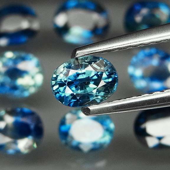 Heated only! 6.12ct deep blue sapphire set