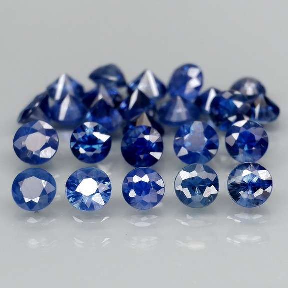 Heated only! 3.55ct ink blue Sapphire set from Madagascar