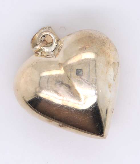 Vintage 925 Sterling Silver Heart Shaped Pendant