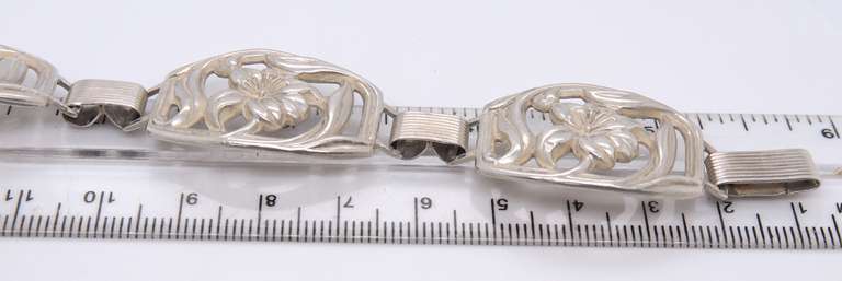 Vintage 925 Sterling Silver Flower Wide Link Bracelet