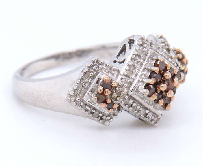 Vintage 925 Sterling Silver Cubic Zirconia Ring