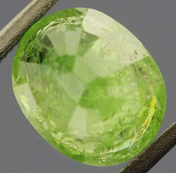 Substantial lime green 4.59ct Tsavorite Garnet
