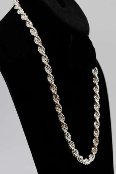 .925 Italian Sterling Silver 8mm Hollow Rope Chain Necklace 22 Inches