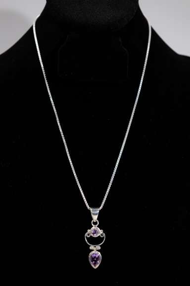 .925 Sterling Silver Pendant w/ Natural Amethyst Gem Stones 46mm x 14 mm