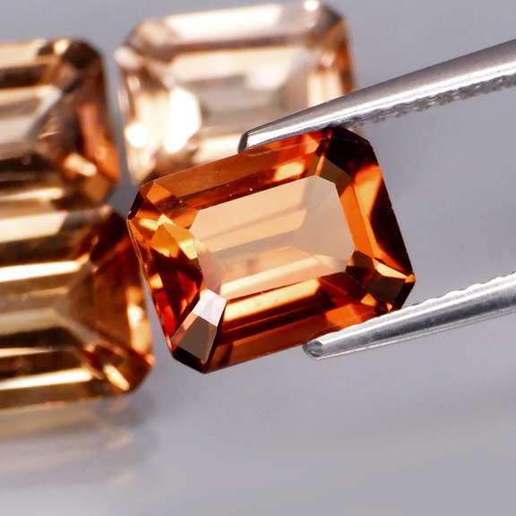 Beautiful! 4 piece 11.76ct full fire imperial Topaz set