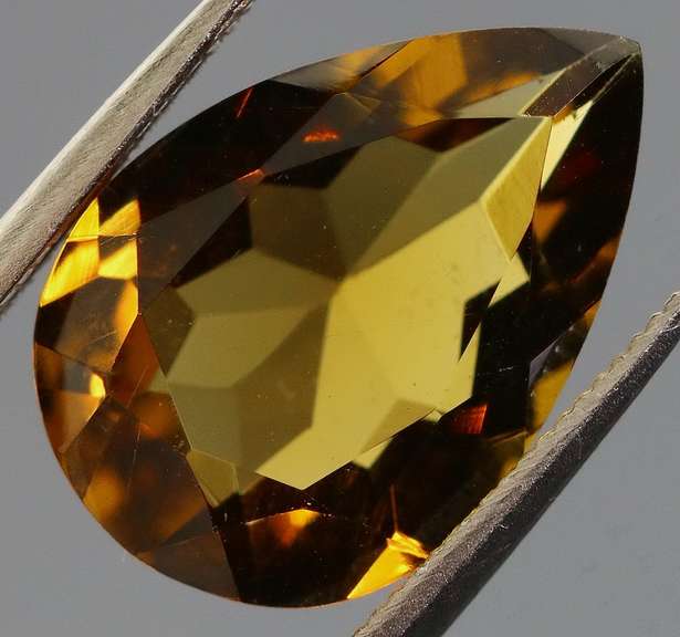 Glittering 3.72ct pear cut Citrine