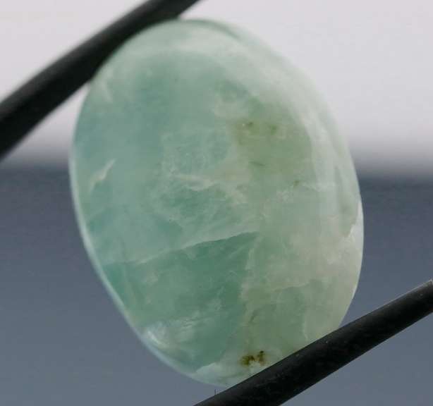 Gorgeous movement 32ct untreated Aquamarine