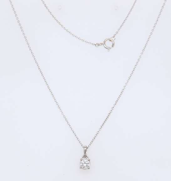 Dazzling White Gold Diamond Solitaire Pendant on Chain
