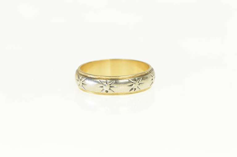 14K White Gold Retro Sun Star Pattern Two Tone Wedding Band Ring