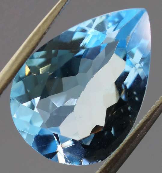 Vivid 5.73ct top Swiss blue Topaz