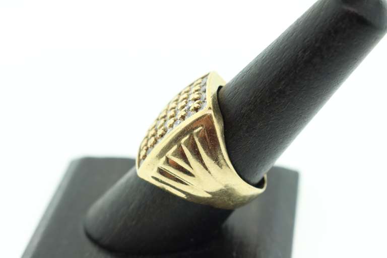 MENS 10K GOLD AND CZ RING