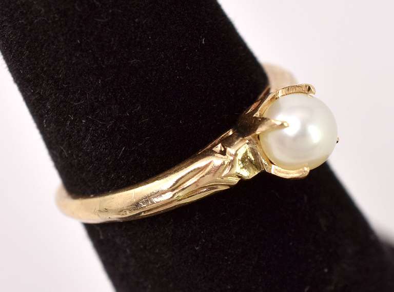 Splendid Dainty Pearl Ring in 14K Yellow Gold
