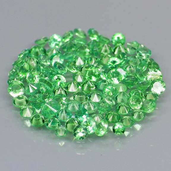 Stunning 3.63ct untreated spring green Tsavorite set