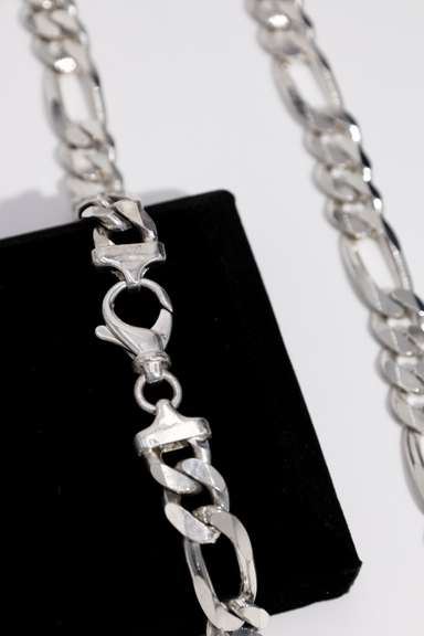 Italian Sterling Silver 12mm Figaro Chain 22 Inch