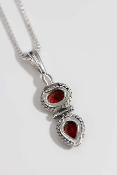 .925 Sterling Silver Pendant w/ Garnet Gem Stones 42mm x 12mm