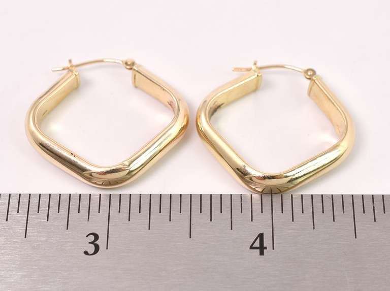 Stunning Squared Hoop Earrings in 14K Yellow Gold