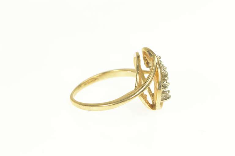 14K Yellow Gold Retro Diamond Oval Cluster Geometric Ring