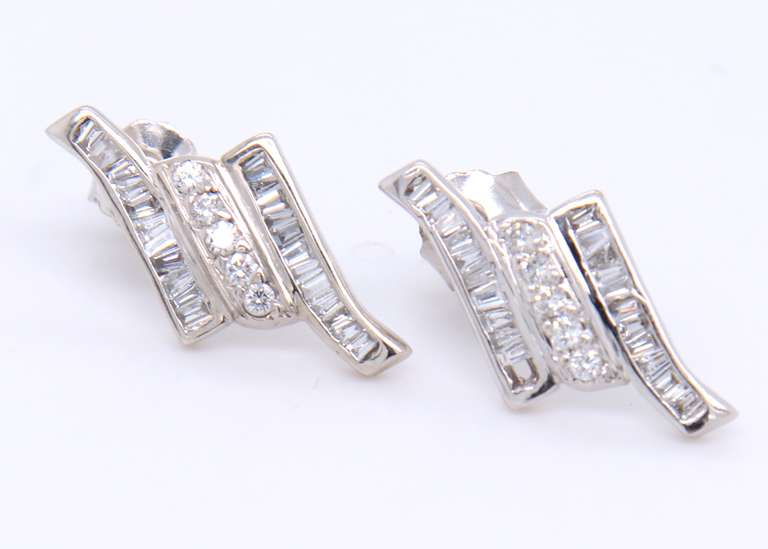 Spectacular 18kt White Gold Baguette and Round Brilliant Cut Diamond Necklace, Bracelet and Earrings Set