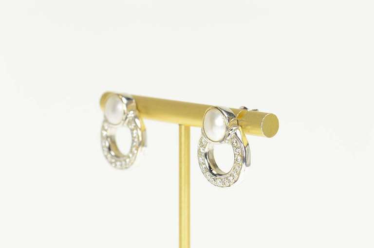 18K White Gold 0.84 Ctw Button Pearl Diamond Circle Statement Earrings