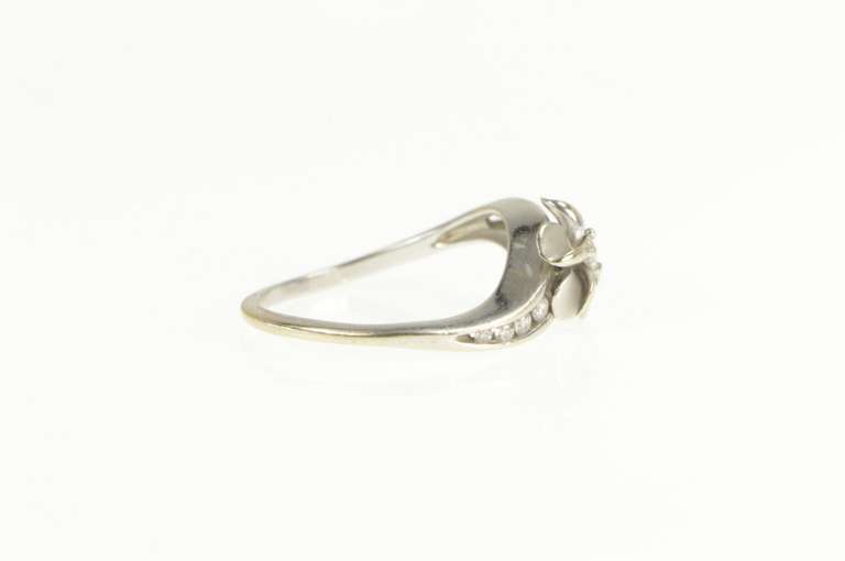 14K White Gold 0.25 Ctw Diamond Plumeria Flower Promise Ring