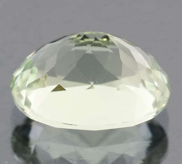 Brilliant 7.80ct natural platinum green Amethyst