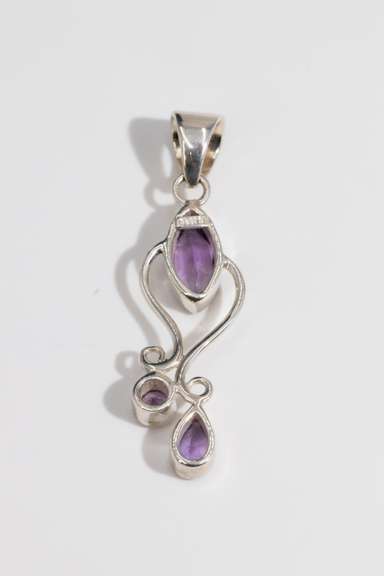 .925 Sterling Silver Pendant w/ Amethyst Gem Stones 53mm x 15mm