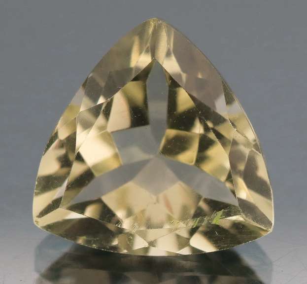 Ravishing 10.65ct trillian cut Citrine