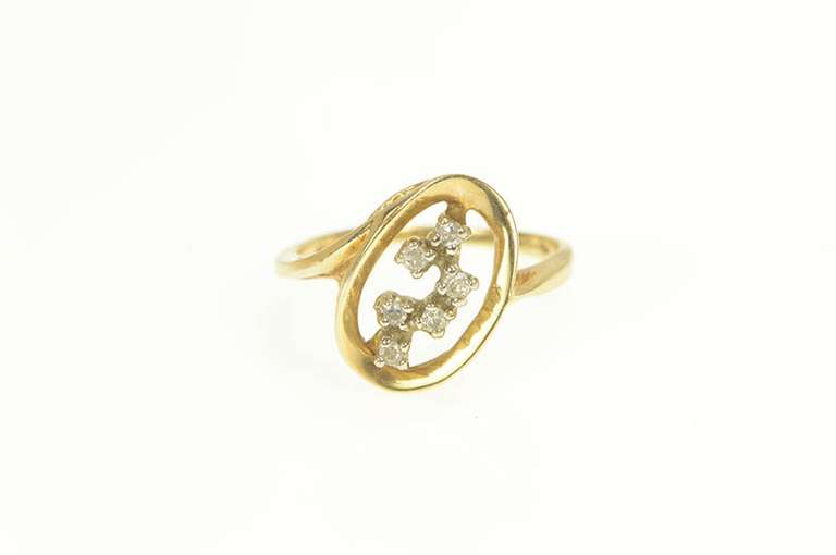 14K Yellow Gold Retro Diamond Oval Cluster Geometric Ring