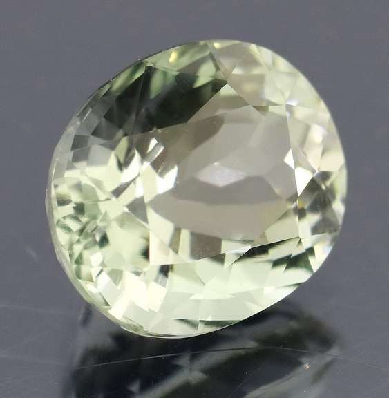 Substantial 8.19ct natural platinum green Amethyst