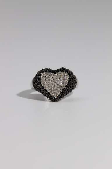.925 Sterling Silver 15mm Heart Ring w/ Clear & Black Cubic Zarconia Stones Size 8