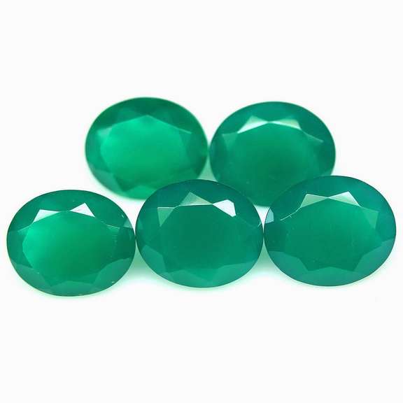 Breath taking 20.09ct mint green Botswana Agate set