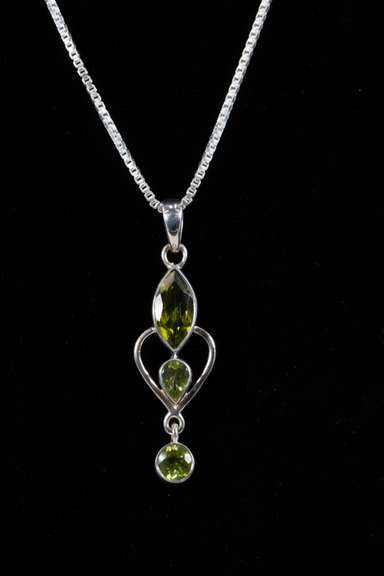 Sterling Silver Natural Peridot Gemstone Pendant